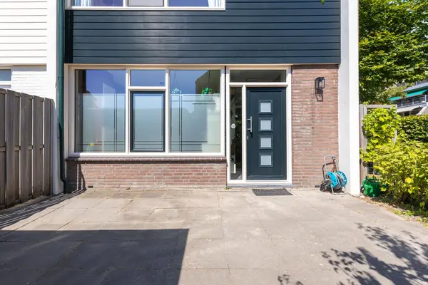 Karos 70, HOORN