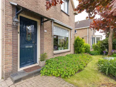 Foto 4 van Bernhardstraat 12