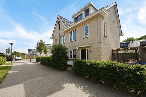 Dokter Fokkensstraat 6