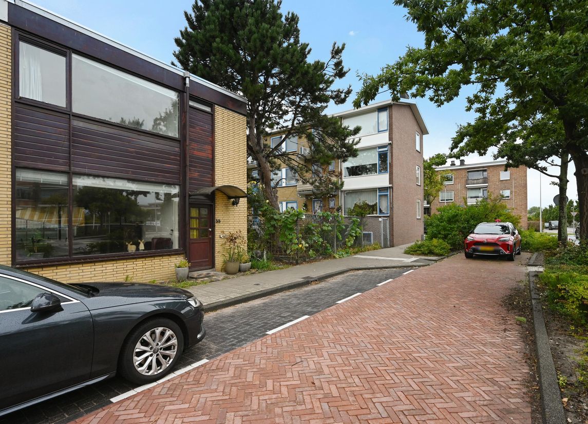 Koningin Julianaweg 55