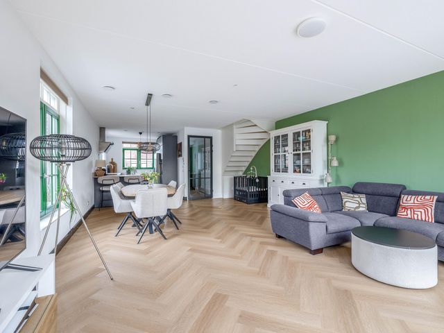 Foto van Mgr. W.M. Bekkerslaan 98