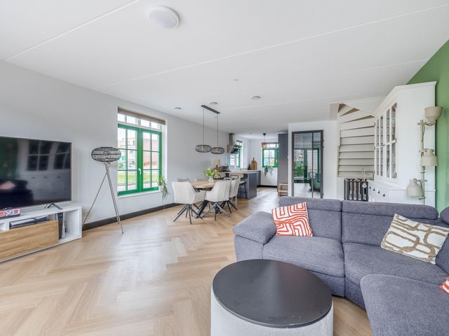 Foto van Mgr. W.M. Bekkerslaan 98