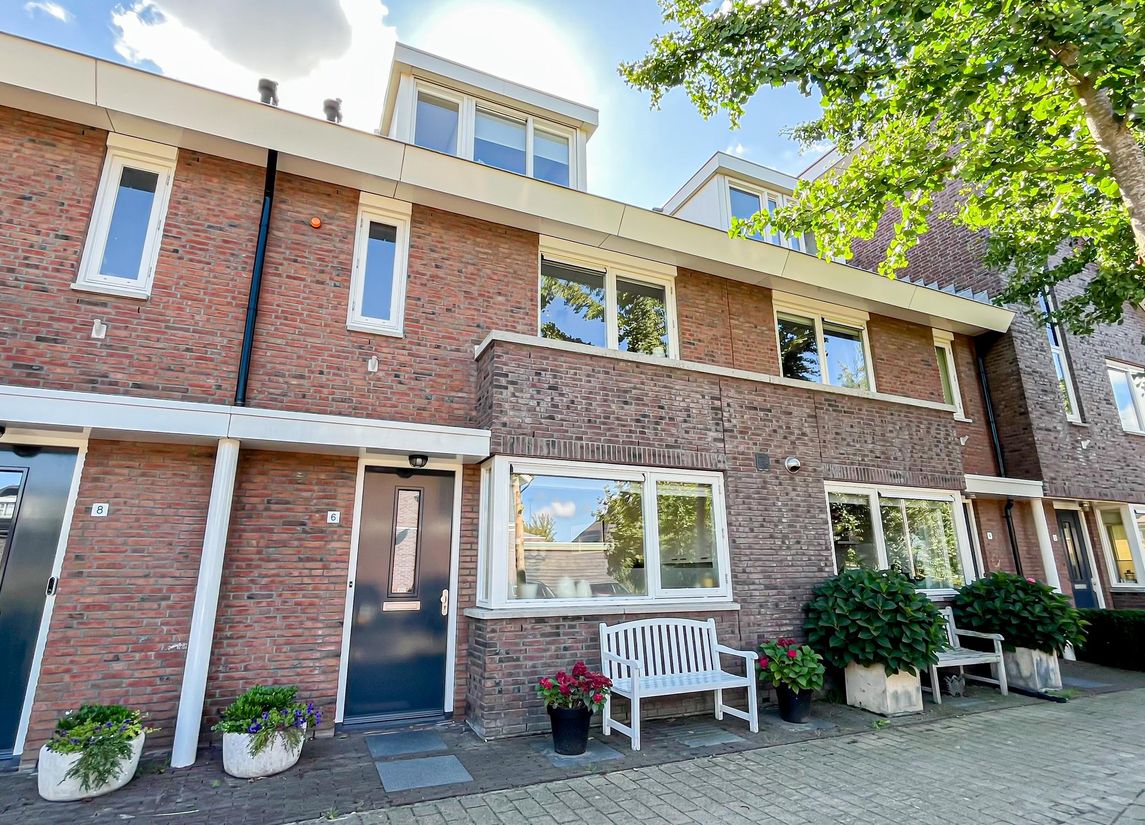 Snaveldolfijn 6