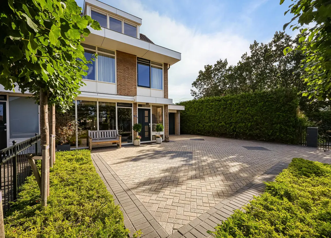 Naaldwijkseweg 138