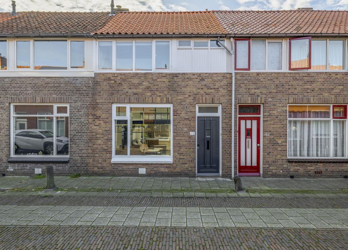 Mr. de Fremerystraat 33