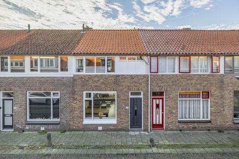 Mr. de Fremerystraat 33