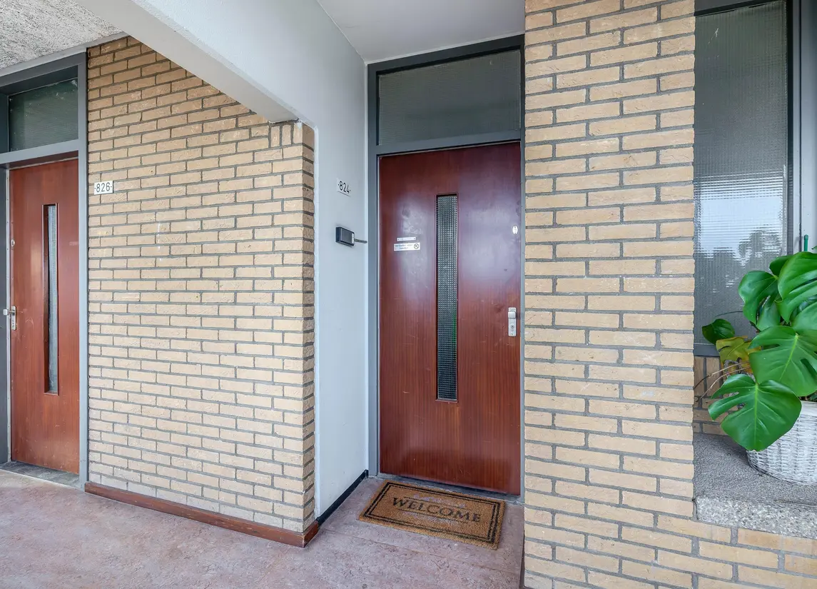 De Brink 824