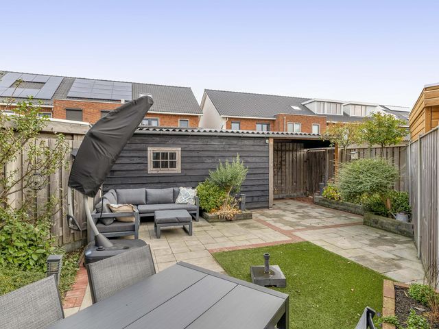 Foto van Vuurvlinder 30