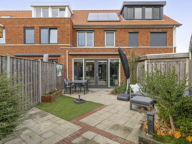 Foto van Vuurvlinder 30