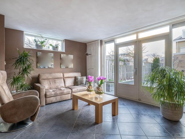 Foto van Karekiet 100