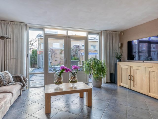 Foto van Karekiet 100