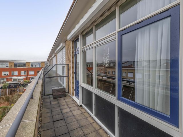 Foto van Karekiet 100