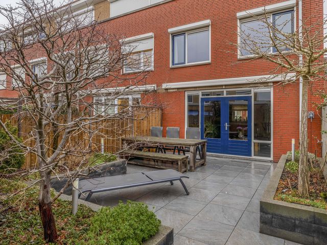 Foto van Karekiet 100