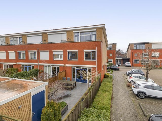 Foto van Karekiet 100