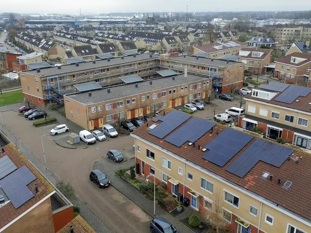 Foto van Karekiet 100