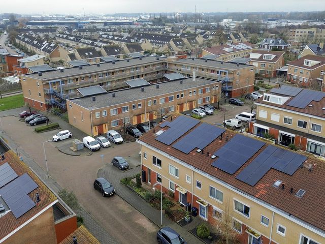 Foto van Karekiet 100