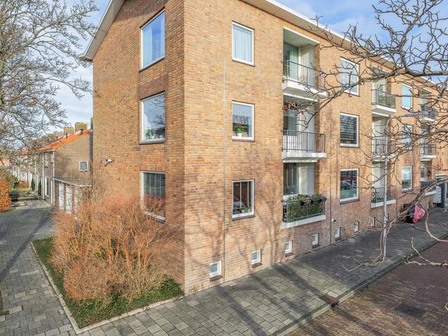 Foto van Rijnvaartweg 14