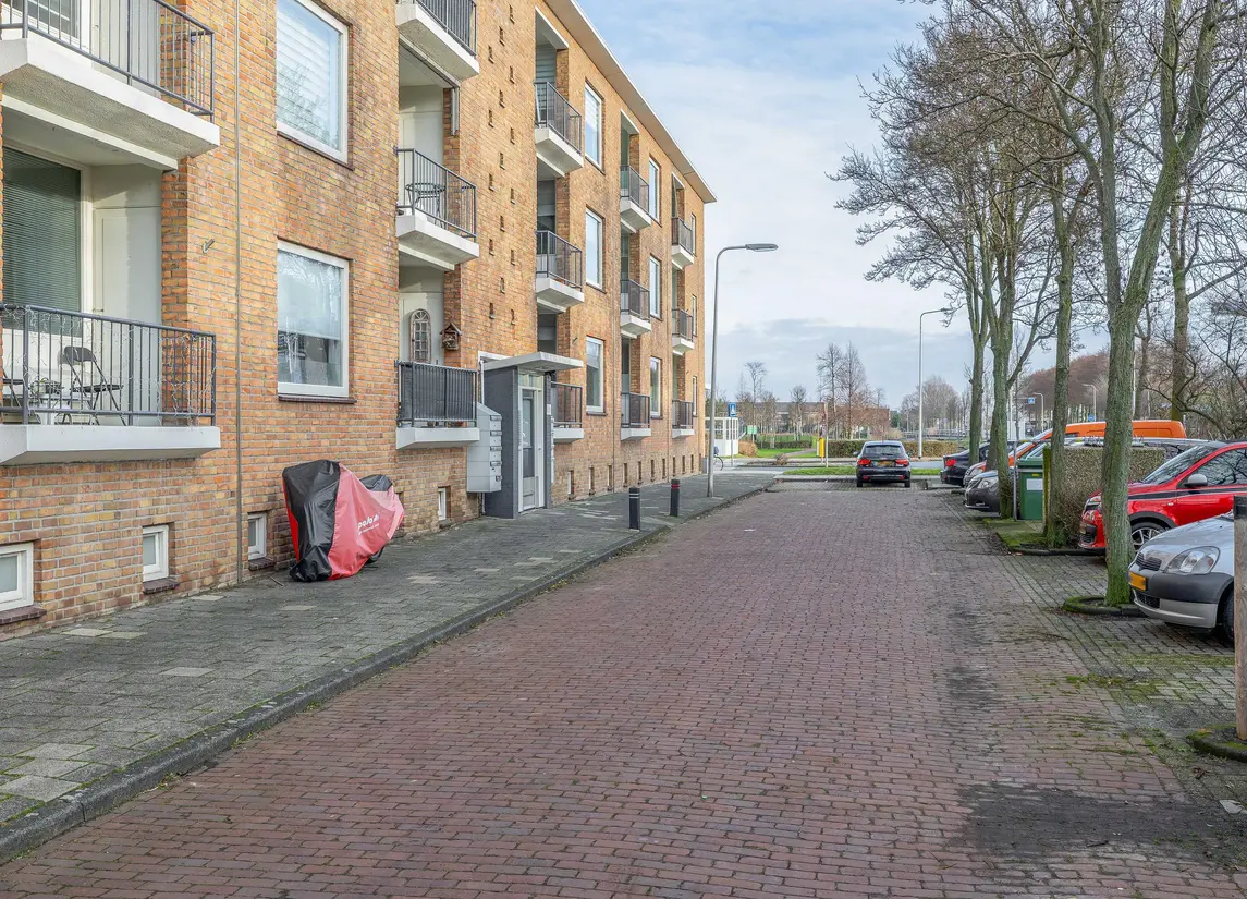 Rijnvaartweg 14