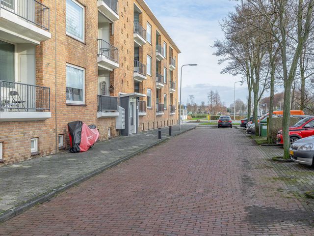 Foto van Rijnvaartweg 14