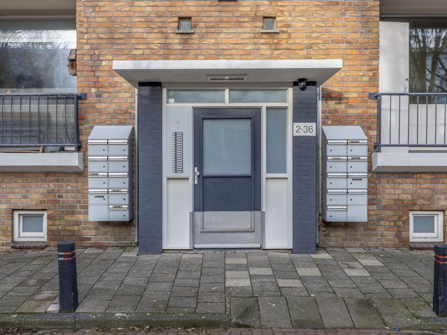 Foto van Rijnvaartweg 14