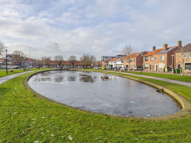 Foto van Rijnvaartweg 14