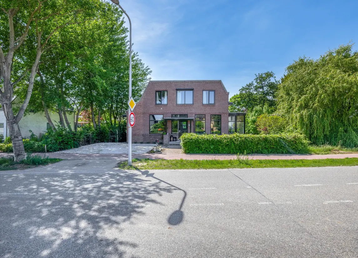 Zwartendijk 23