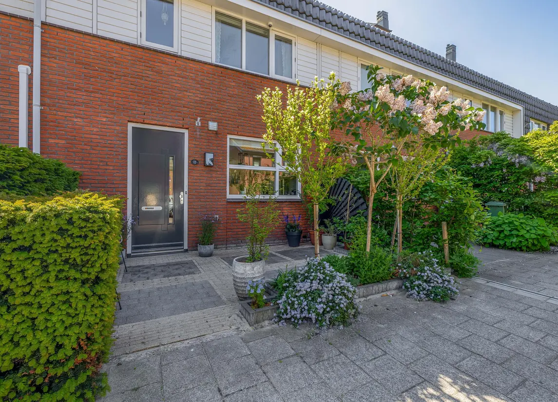 Zeilmakerstraat 15