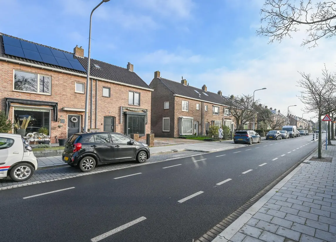 Burgemeester Kampschoerstraat 50