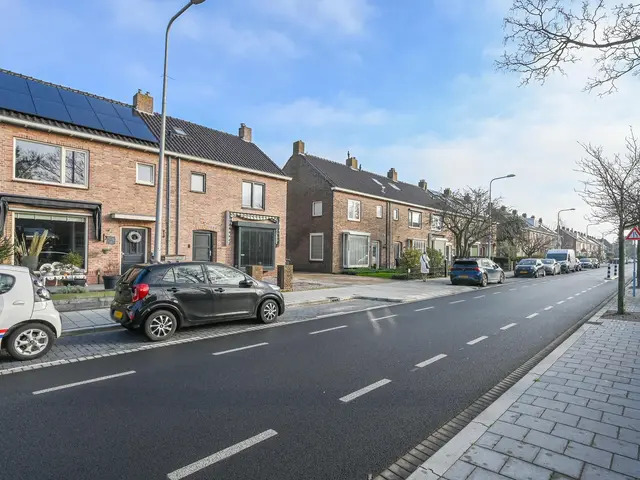 Foto van Burgemeester Kampschoerstraat 50