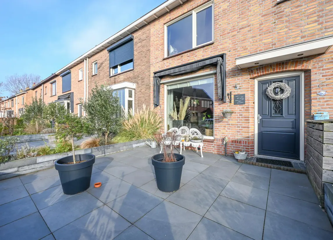 Burgemeester Kampschoerstraat 50