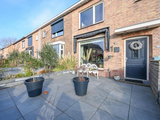 Foto van Burgemeester Kampschoerstraat 50