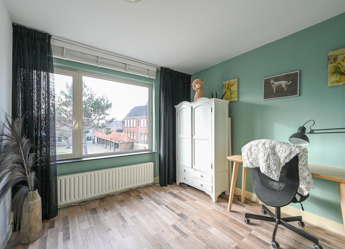 Burgemeester Kampschoerstraat 50