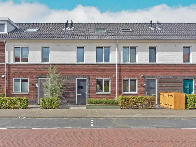Foto van Vuurvlinder 9