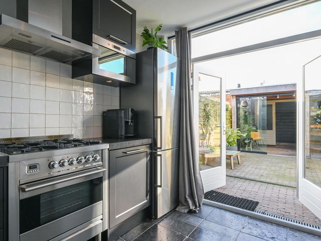 Foto van Varenstraat 20