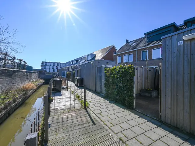 Foto van Fluwijn 109