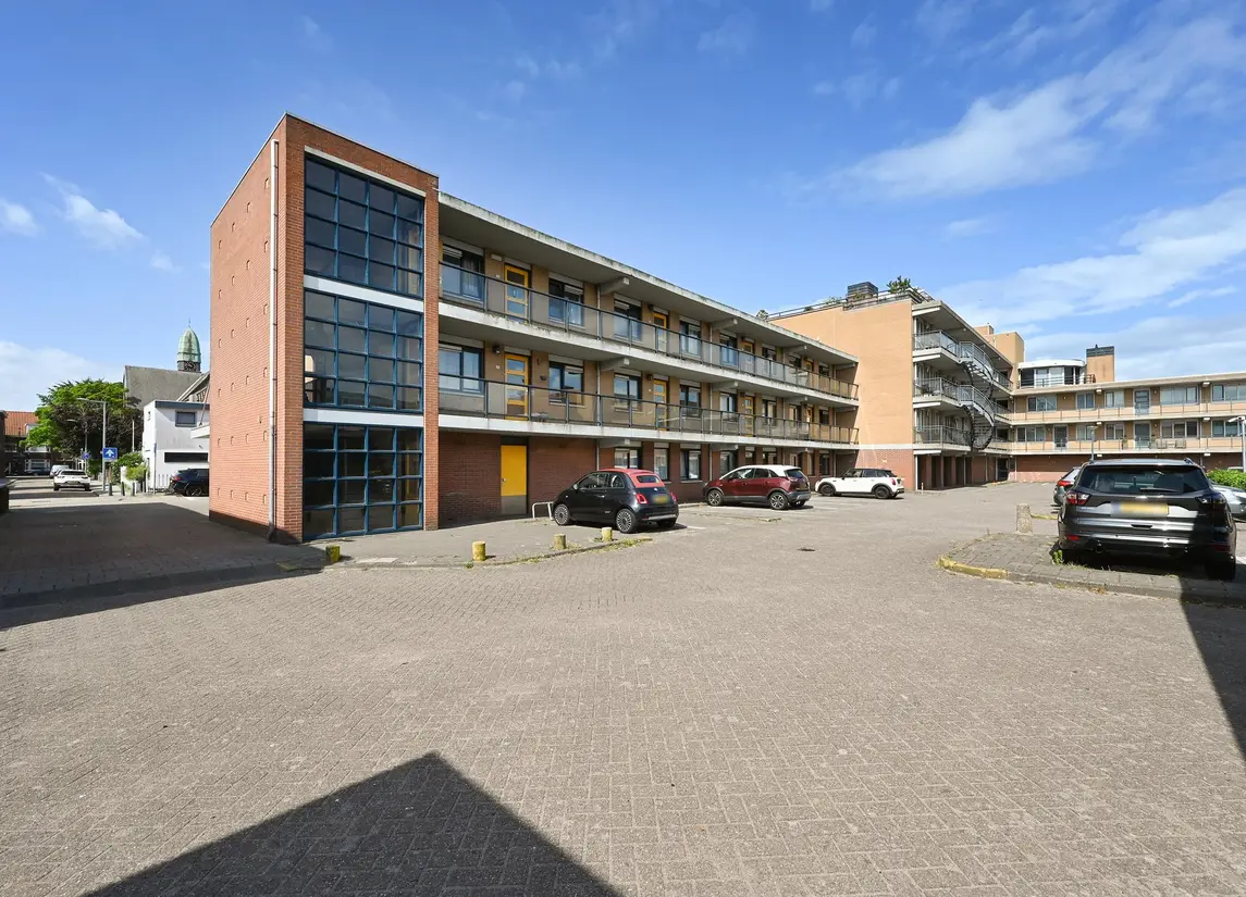 Midden-Scheepvaartstraat 33