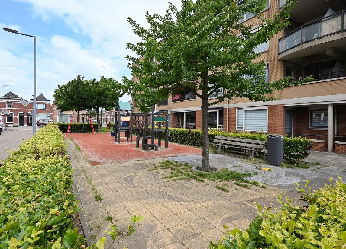 Midden-Scheepvaartstraat 33