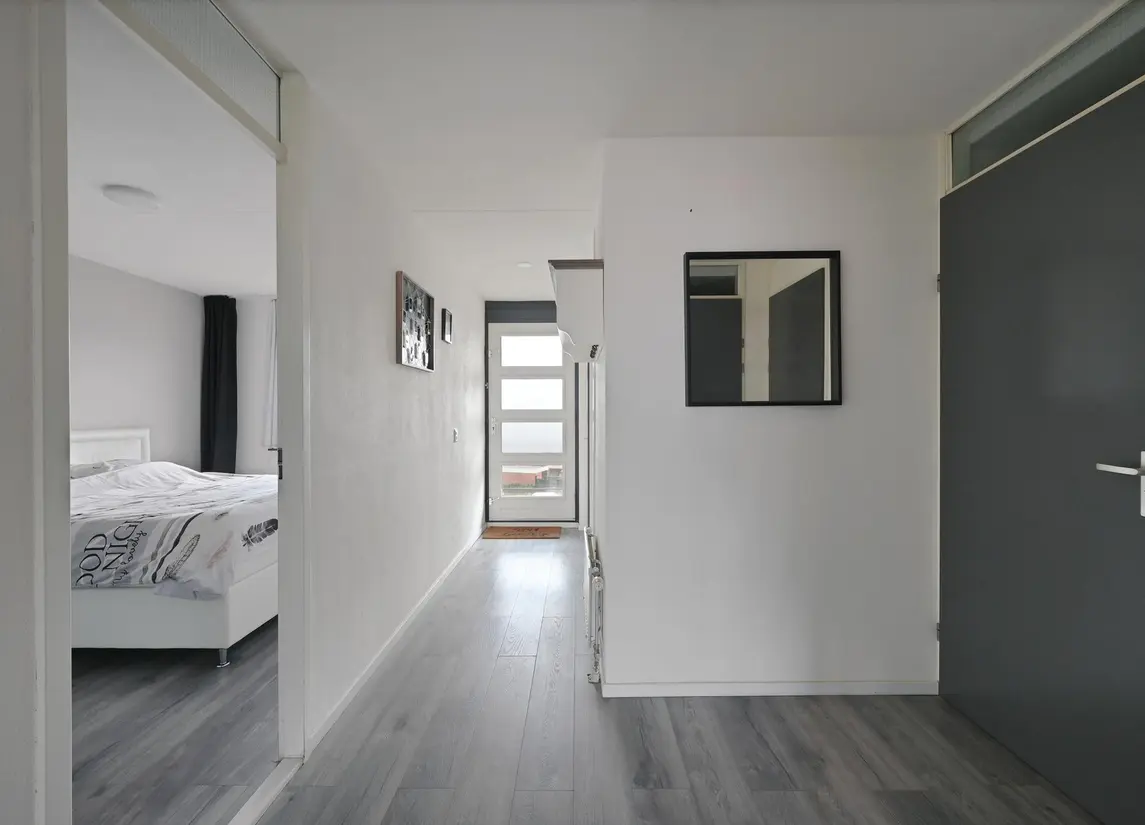 Midden-Scheepvaartstraat 33