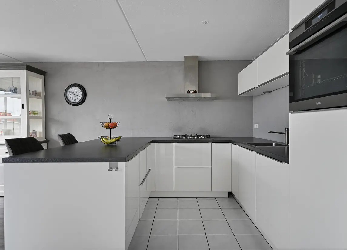 Midden-Scheepvaartstraat 33