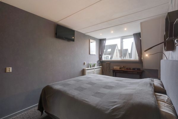 Lisdodde 13, MAASLAND