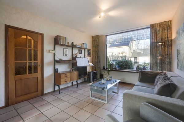 Prinses Beatrixlaan 37, MAASLAND