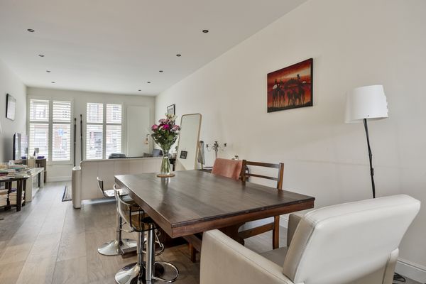 Marktweg 140, 'S-GRAVENHAGE