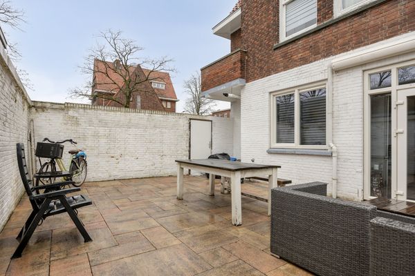 Marktweg 140, 'S-GRAVENHAGE