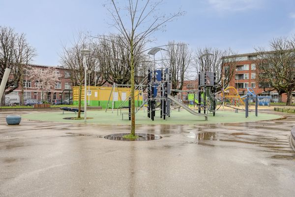 Marktweg 140, 'S-GRAVENHAGE