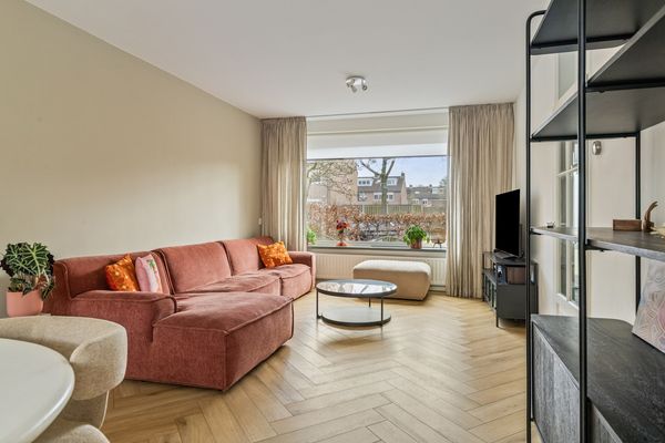 Eikenlaan 117, 'S-GRAVENZANDE