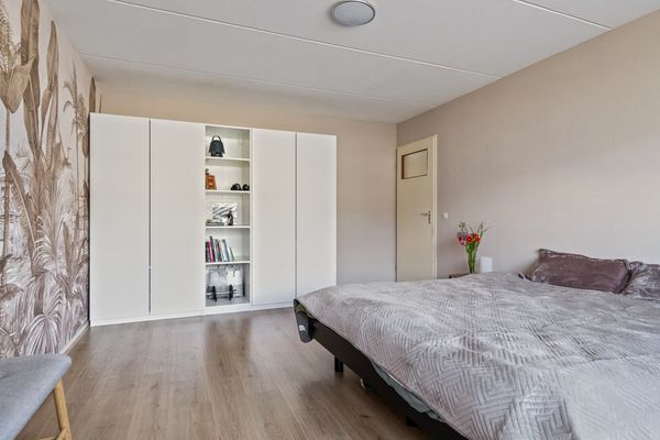 Eikenlaan 117, 'S-GRAVENZANDE