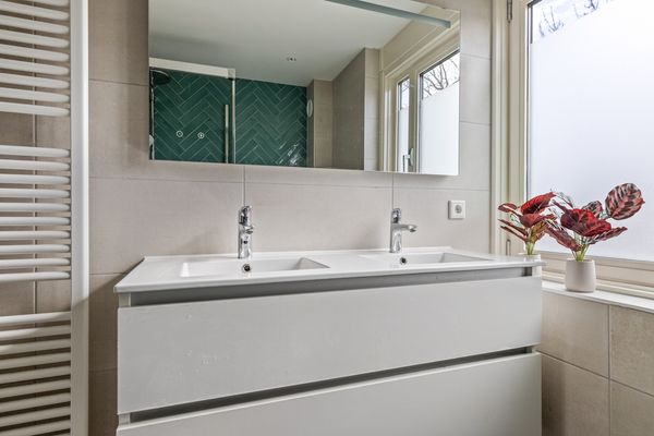 Eikenlaan 117, 'S-GRAVENZANDE