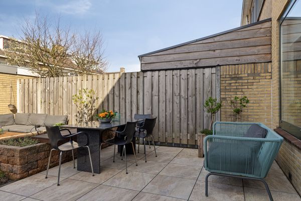 Eikenlaan 117, 'S-GRAVENZANDE