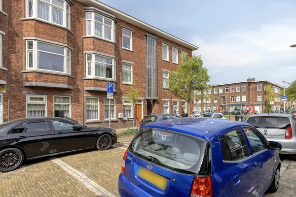 Elise van Calcarstraat 33, 'S-GRAVENHAGE