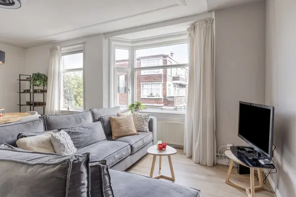 Elise van Calcarstraat 33